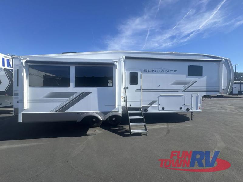 RV listing image