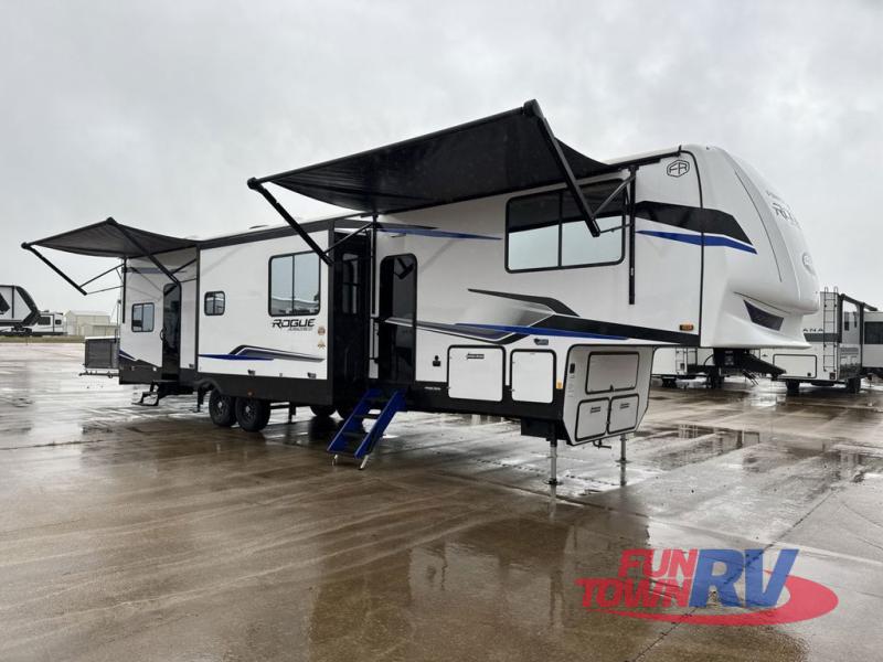 RV listing image