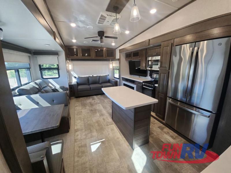 RV listing image