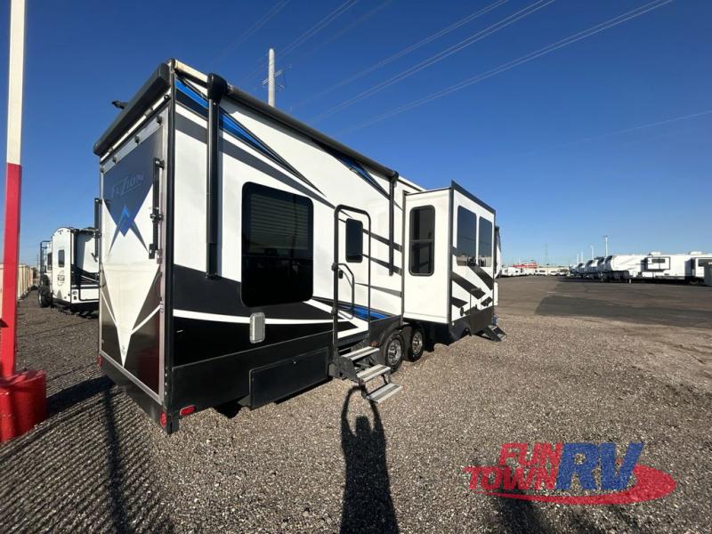 RV listing image