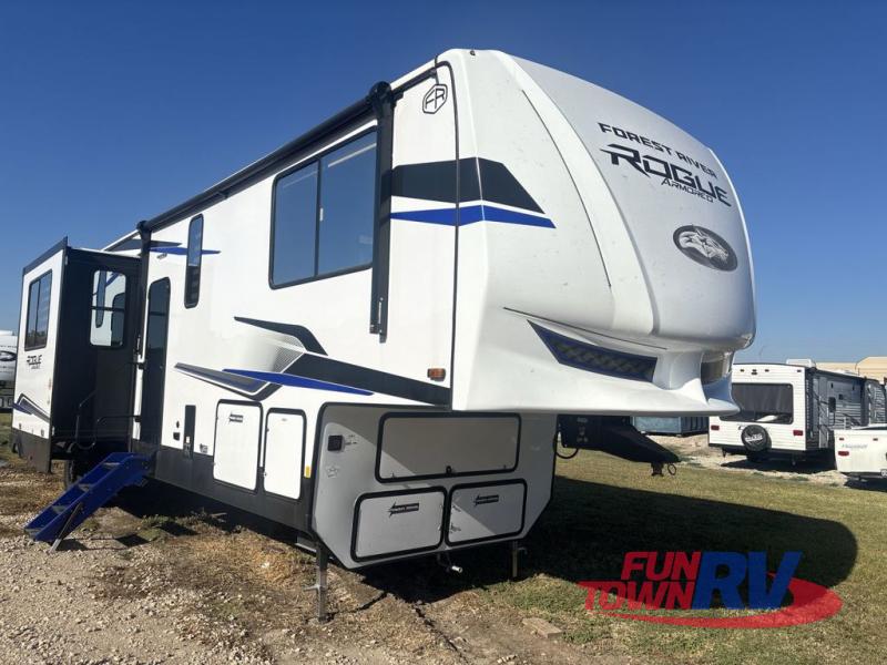 RV listing image