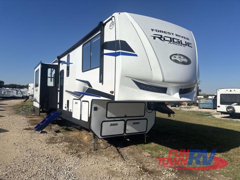 RV listing image