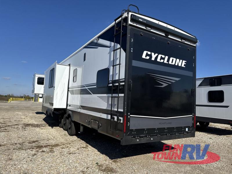 RV listing image