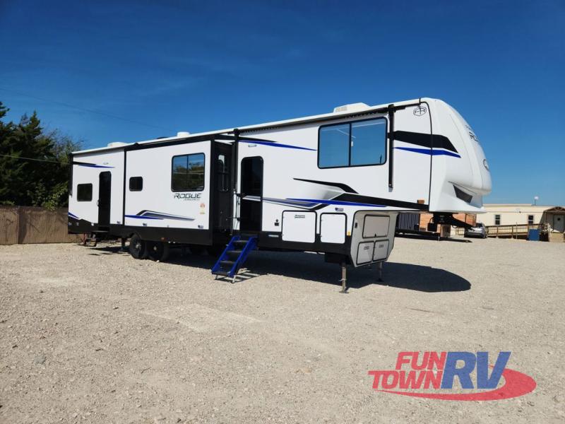 RV listing image