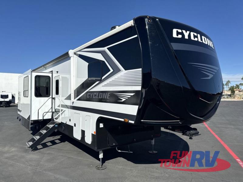 RV listing image