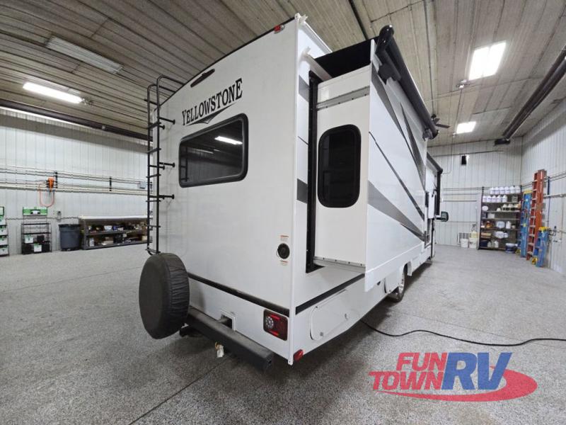 RV listing image