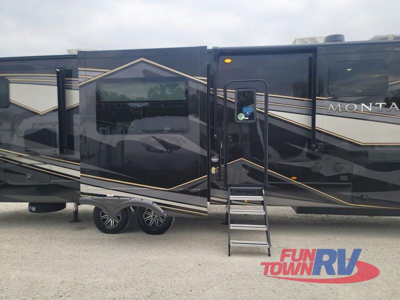 New 2024 Keystone RV Montana Legacy 3901RK Fifth Wheel at Fun Town RV