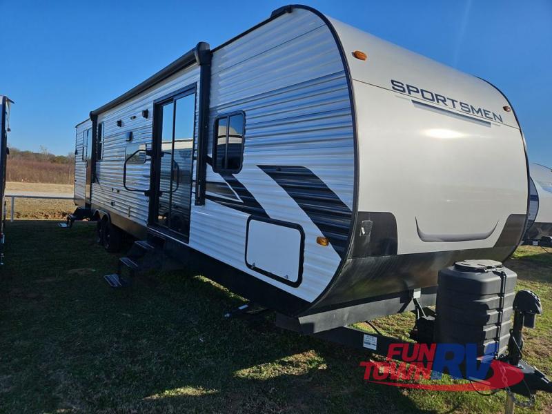 RV listing image