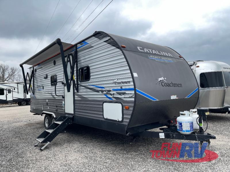 RV listing image