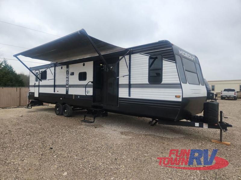 RV listing image