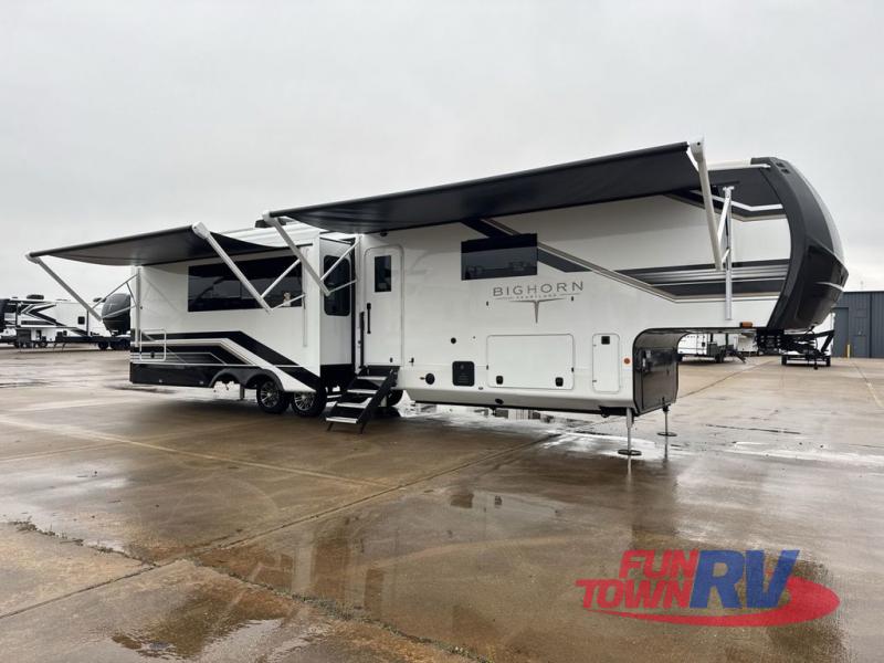 RV listing image