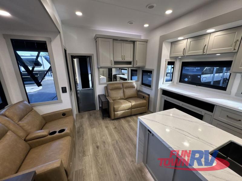 RV listing image