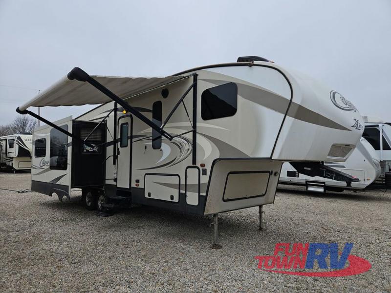 RV listing image