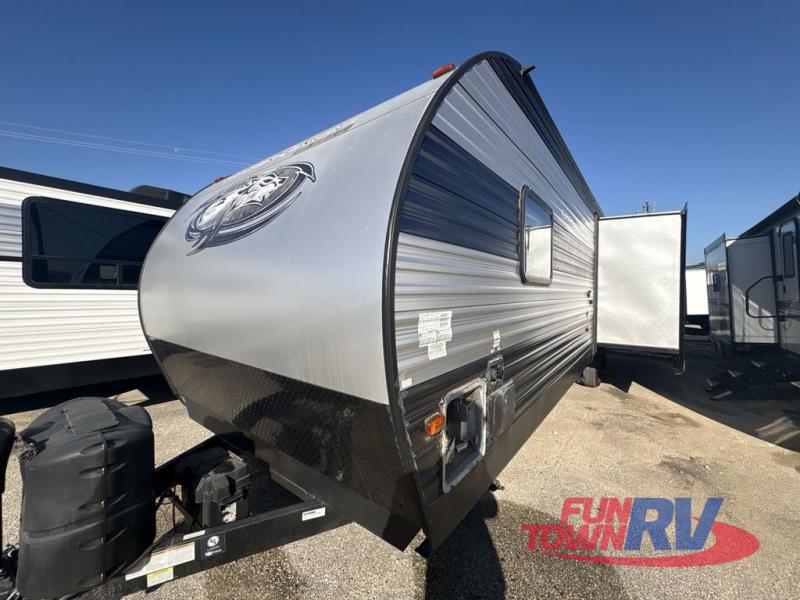 RV listing image
