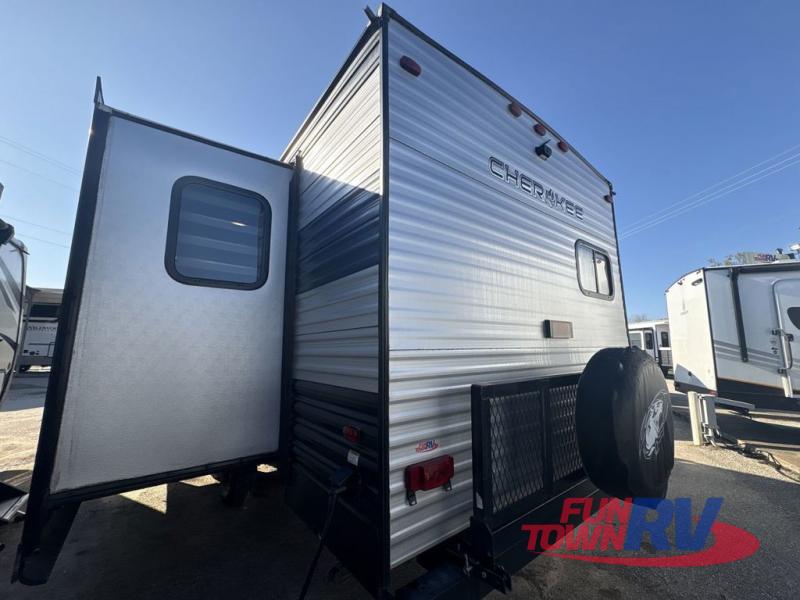 RV listing image