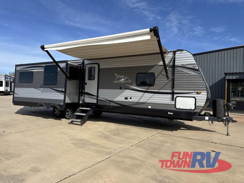 RV listing image
