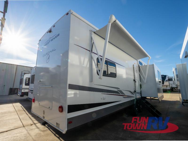 RV listing image