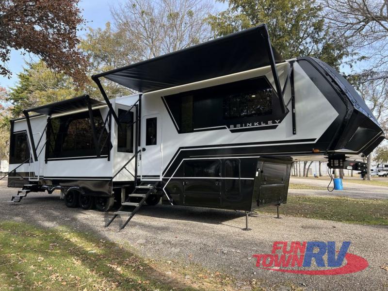 RV listing image