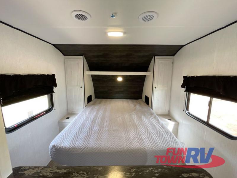 New 2023 Heartland Trail Runner 25JM Travel Trailer at Fun Town RV ...