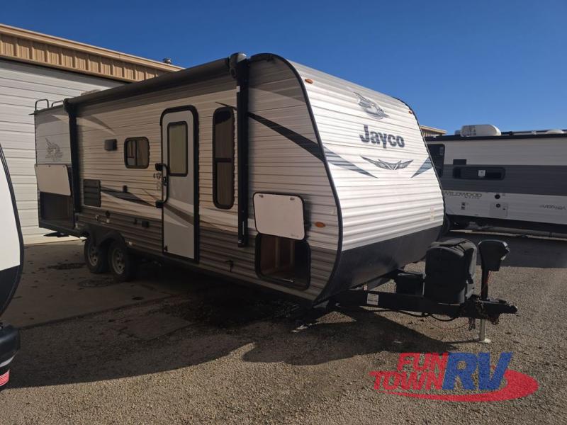 RV listing image