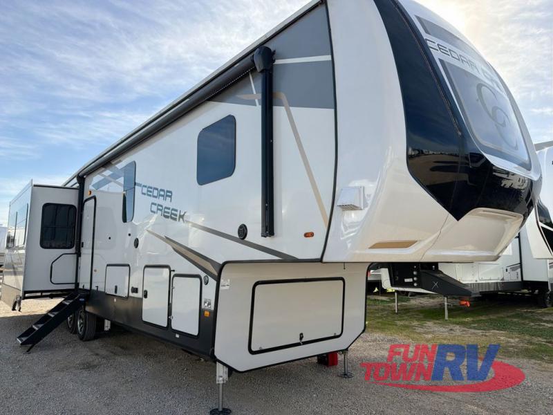 RV listing image