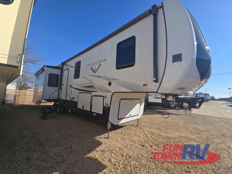 RV listing image