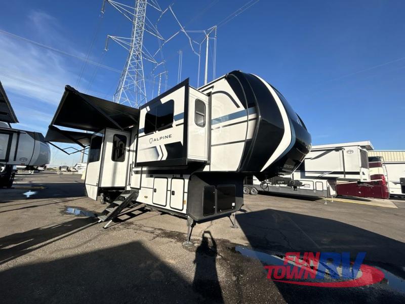 RV listing image