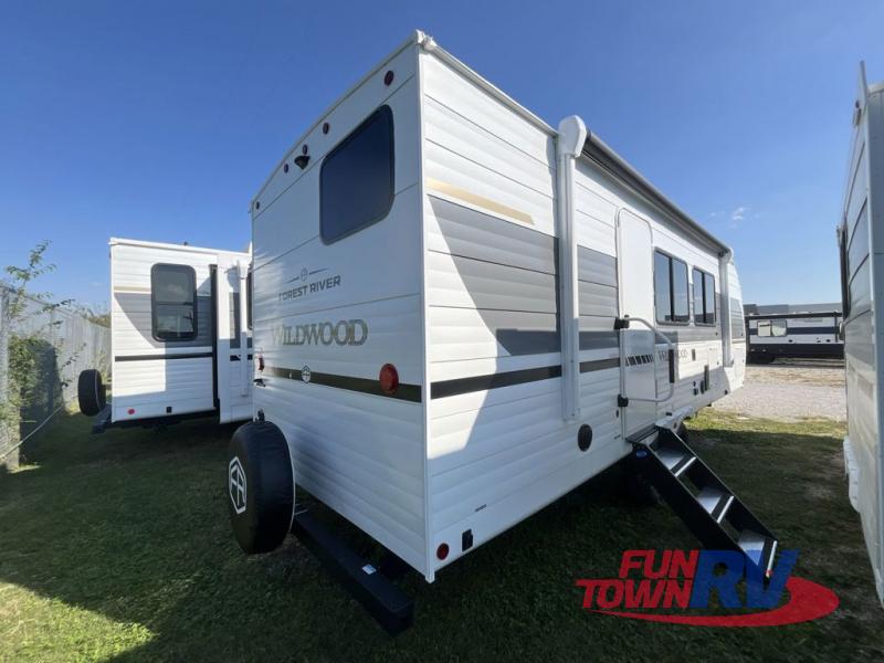 RV listing image