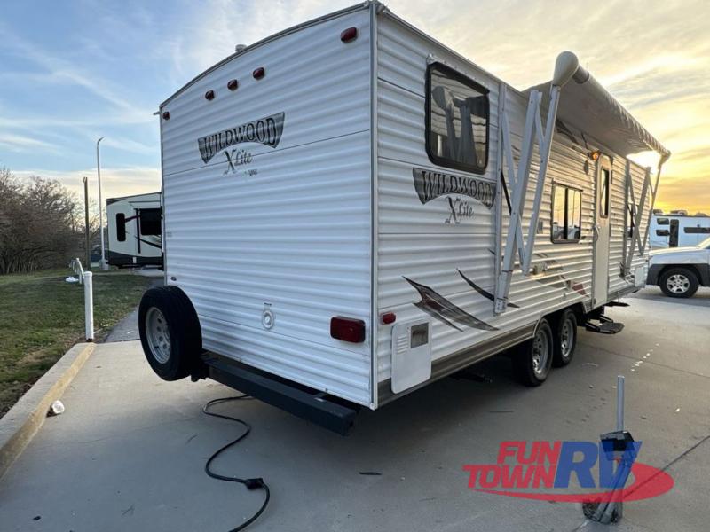 RV listing image