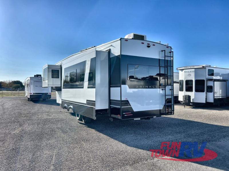 RV listing image