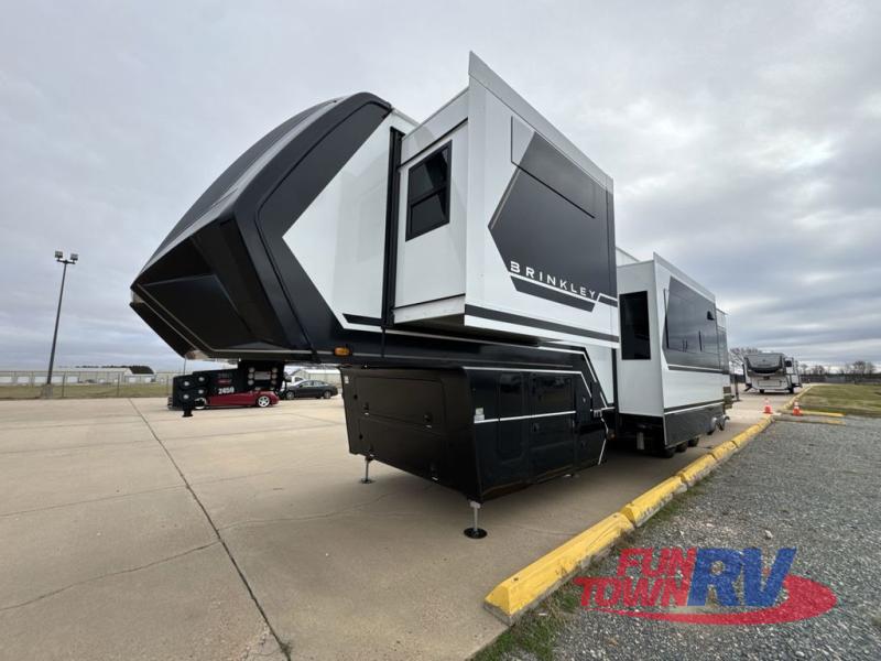 RV listing image