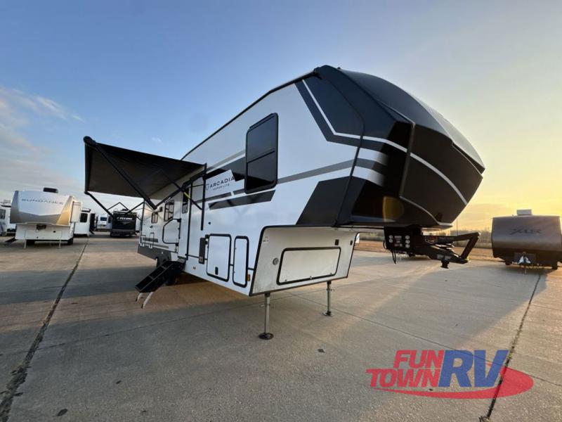 RV listing image