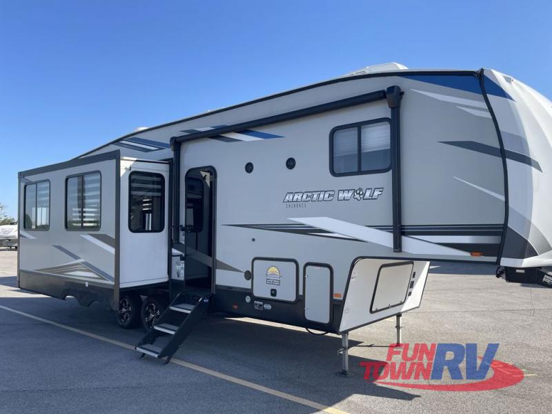 Forest River Cherokee Arctic Wolf Image
