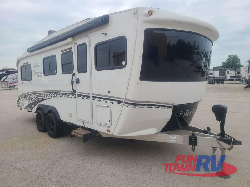 inTech Trailers Terra Image