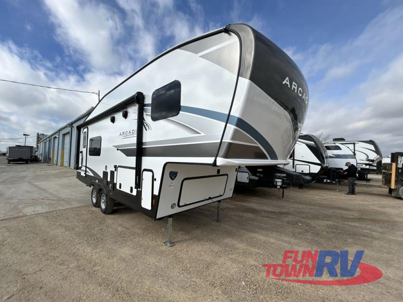 Keystone RV Arcadia Image