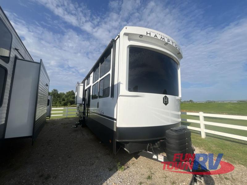 Crossroads RV Hampton Image