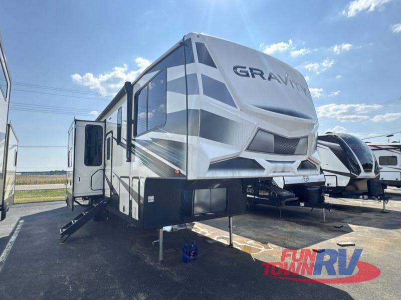 Heartland Gravity Image