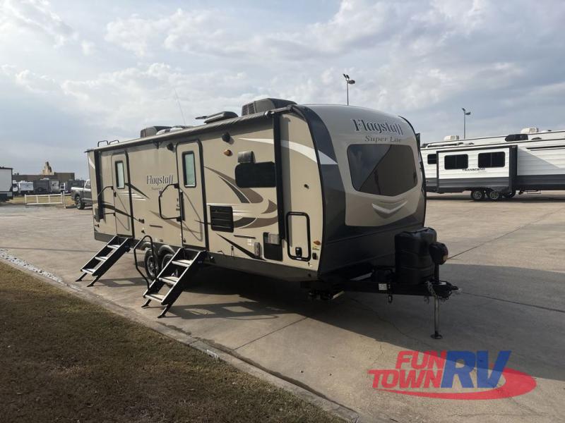 Forest River Flagstaff Super Lite Image