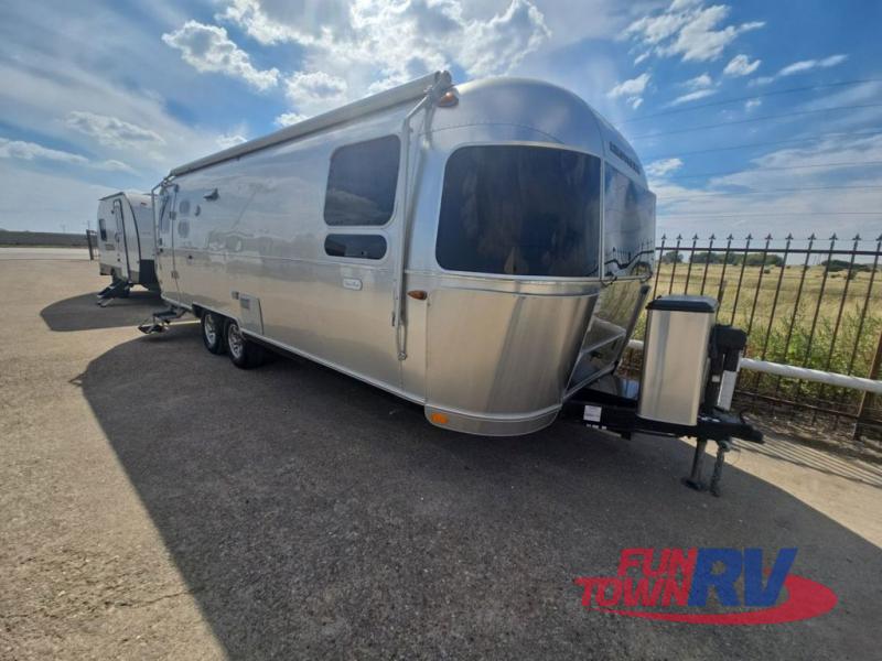 Airstream Flying Cloud Image