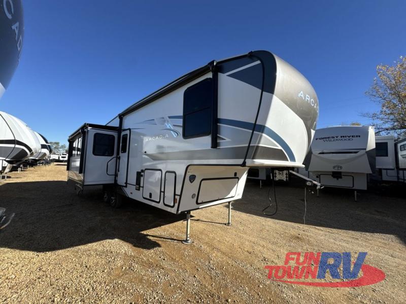 Keystone RV Arcadia Image