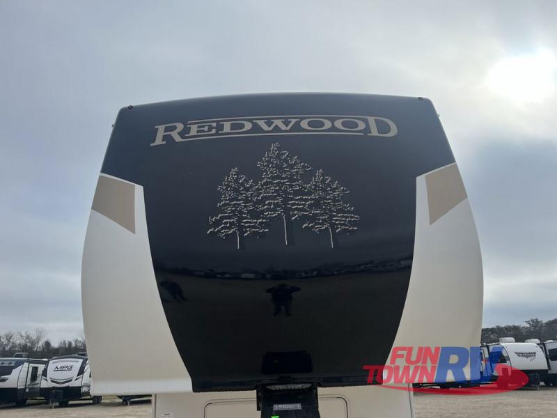 Crossroads RV Redwood Image