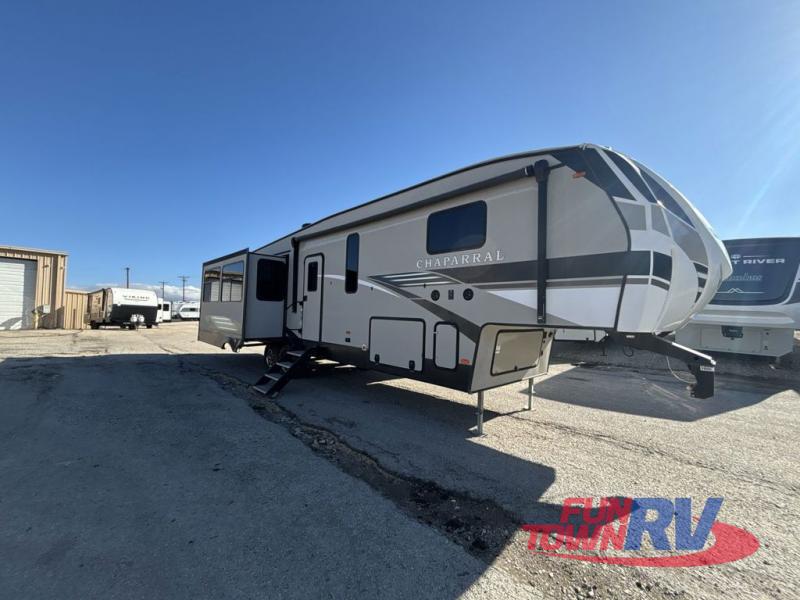 Coachmen RV Chaparral Image