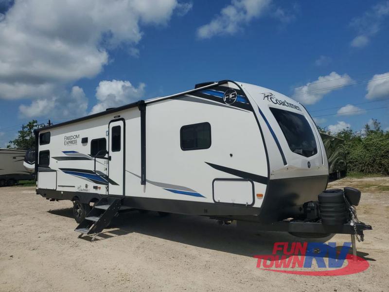 Coachmen RV Freedom Express Ultra Lite Image