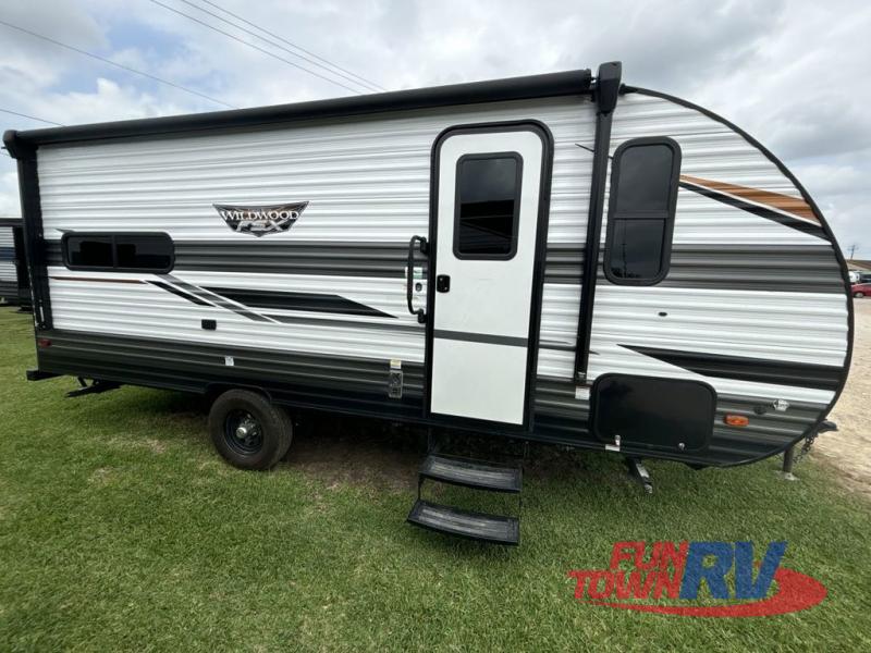 Forest River Wildwood FSX Image