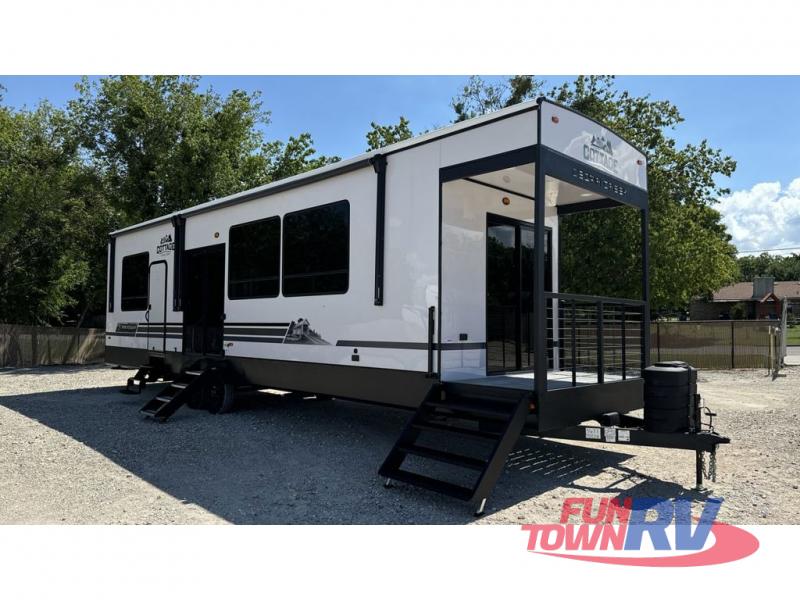 Forest River Cedar Creek Cottage Image