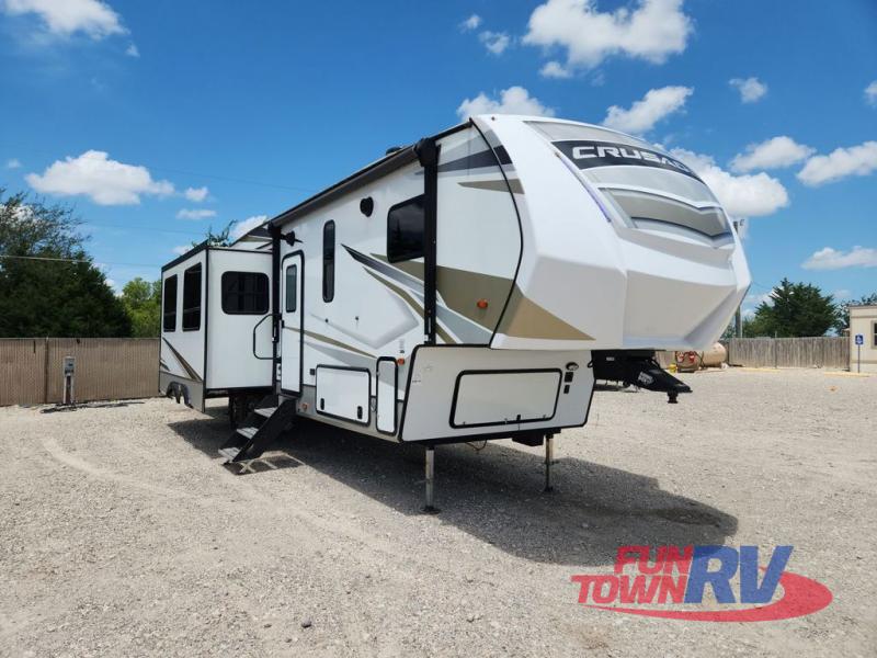 Prime Time RV Crusader Image