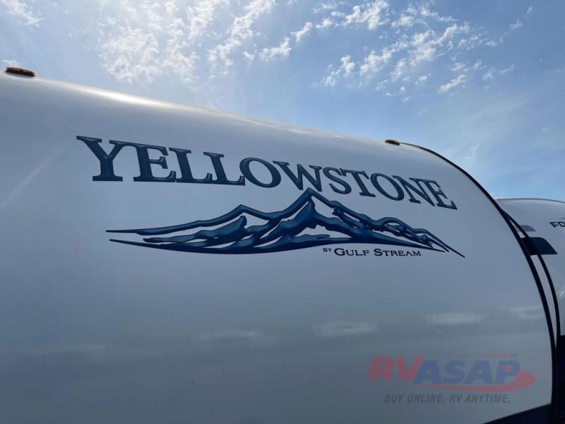 New 2025 Gulf Stream RV Yellowstone Ranch Edition 27BHS Travel Trailer