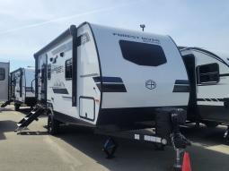 New 2025 Forest River RV Surveyor Legend 19RBLE Photo