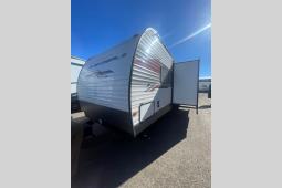 New 2024 Prime Time RV Avenger LE 28QBSLE Photo