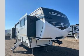 New 2025 Keystone RV Sprinter 3670FLS Photo